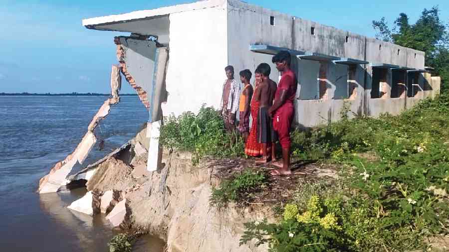Erosion at Birnagar-I panchayat in Kaliachak- III block of Malda district. 