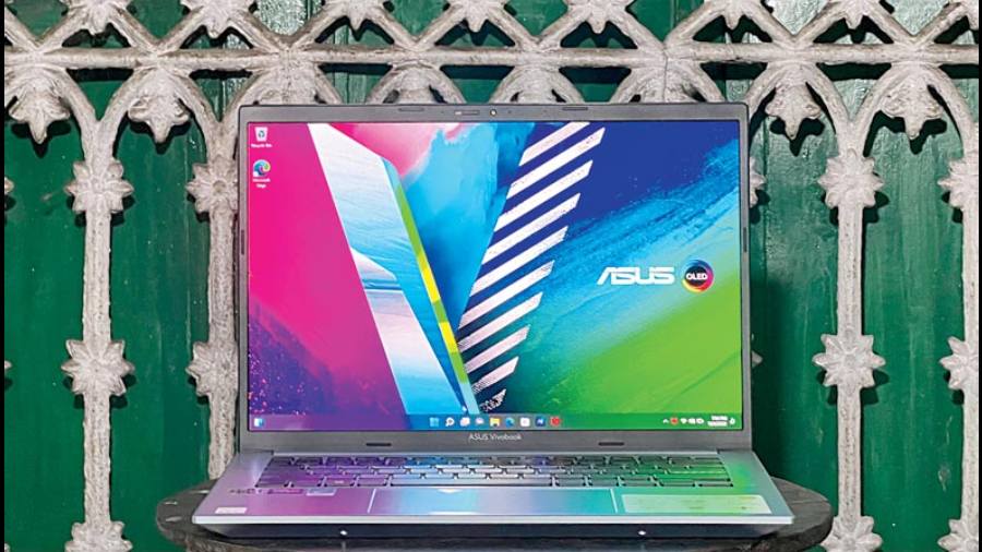 Asus Vivobook Pro 14 OLED is a workhorse with enough processing power and a screen that will make you fall in love with laptops. 