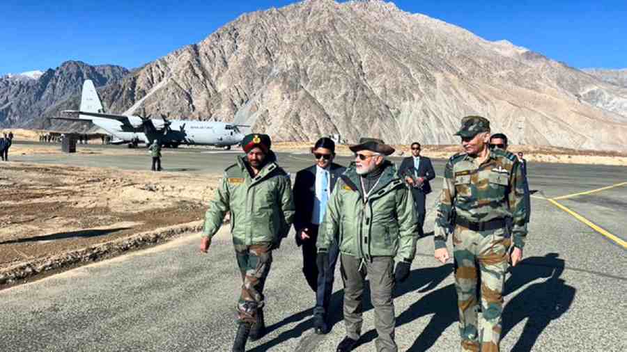 Women in Indian army will boost our strength: PM Modi in Kargil