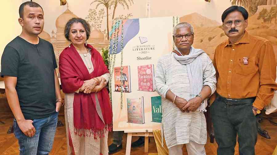 (L-R) Chuden Kabimo, Geetanjali Shree, Manoranjan Byapari and Khalid Jawed at the announcement of JCB Prize for Literature  Shortlist at Glenburn Penthouse.