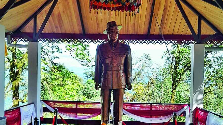 The statue of war hero