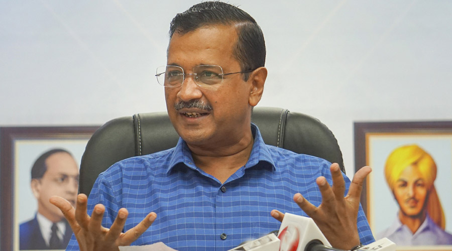 Arvind Kejriwal appeals to Prime Minister Narendra Modi to consider including photos of Lakshmi and Ganesha beside Mahatma Gandhi's picture on fresh currency notes - Telegraph India