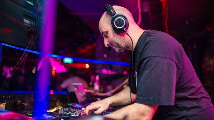  DJ Hiam Lev is one half of Outsiders, the producer duo from Israel, who have been dominating the international psy-trance circuit