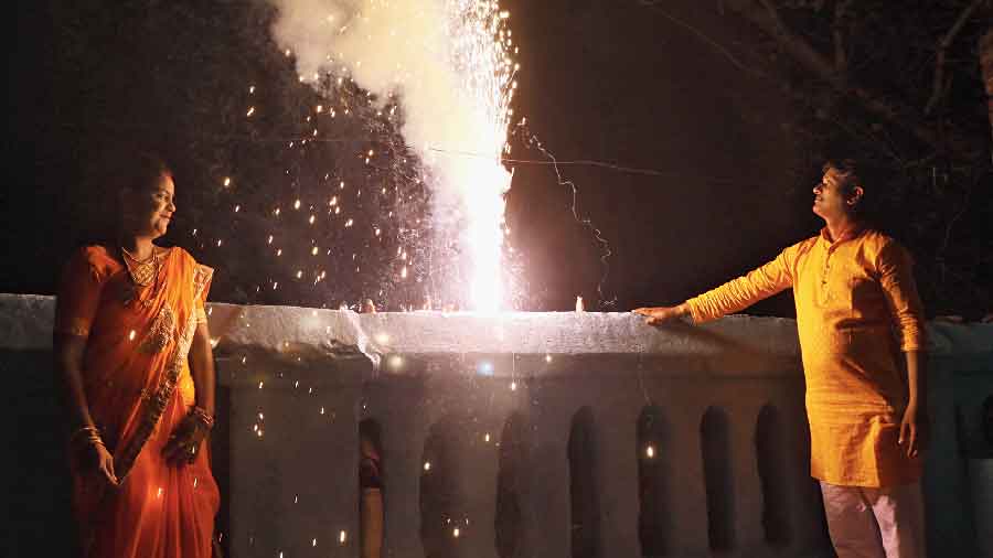Family celebrates Diwali in Dhanbad