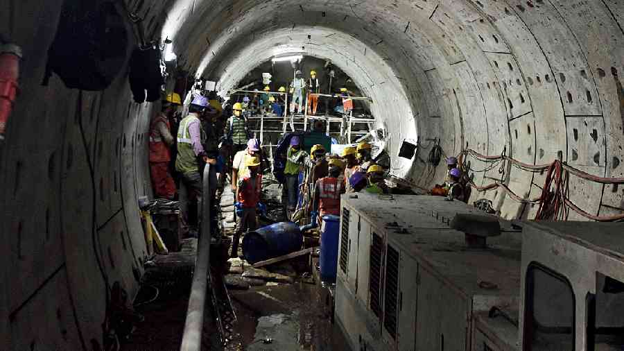 The visit by the DMRC team was delayed by a few days because of Diwali, said sources in the KMRC
