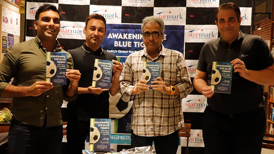 (L-R): Neel Shah, Gaurav Gala, Shantanu Ray Chaudhuri and Paul Masefield at the launch of ‘Awakening the Blue Tigers’ at Starmark, South City Mall
