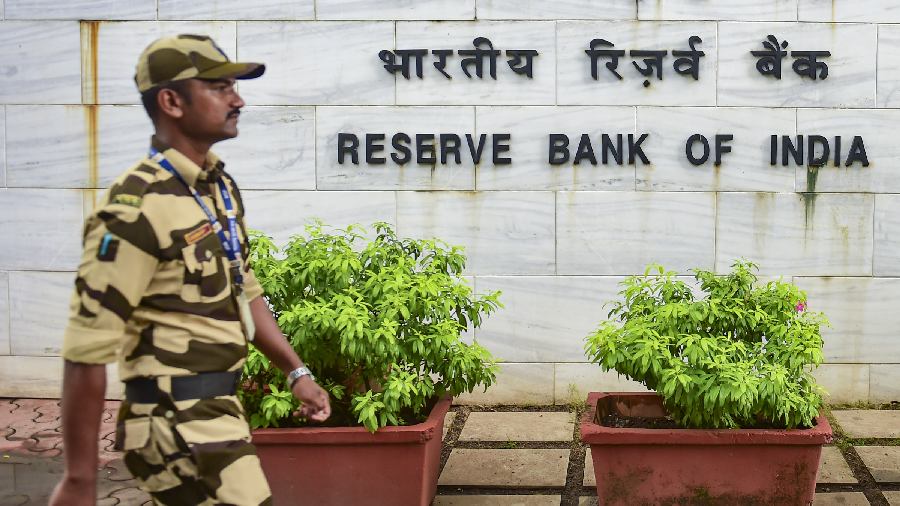 RBI to submit inflation report this week to govt