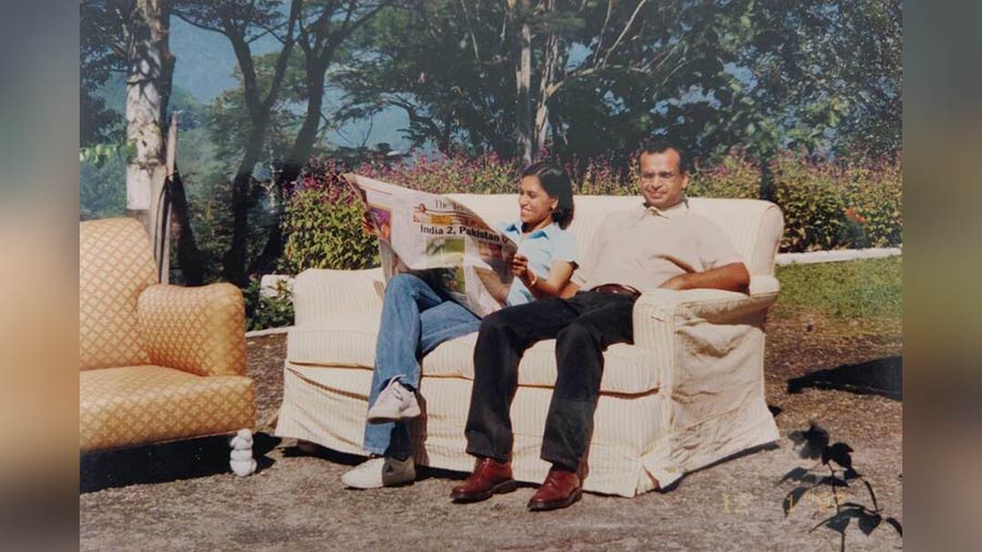 Husna-Tara Prakash and husband Anshuman during the restoration years, reading The Telegraph 