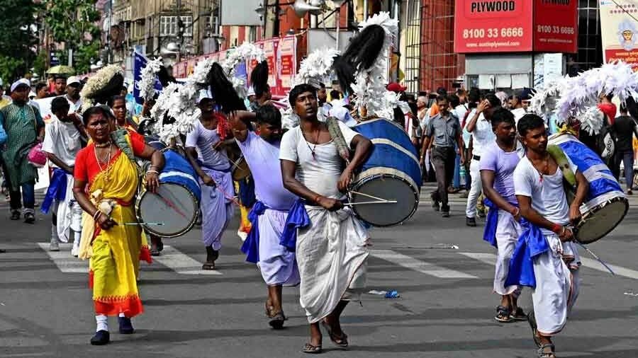 Cyclonic circulation shifts track, Durga Puja revelry intact in Kolkata