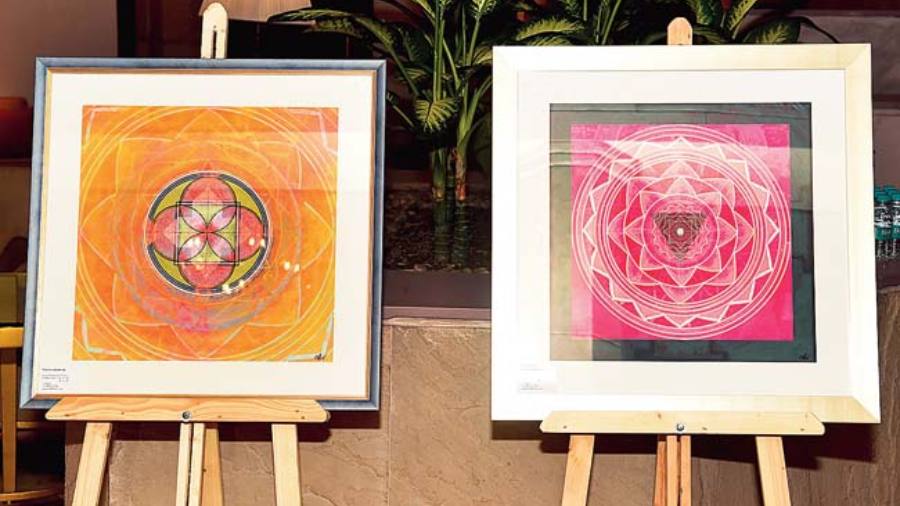 Glimpses of ‘Lines of the Divine’