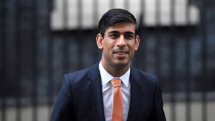 Tanusree picks Rishi Sunak over Liz Truss as her choice for the next British prime minister