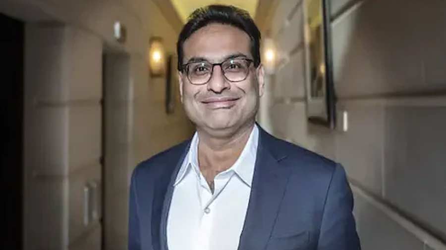 Indian-American Laxman Narasimhan becomes the CEO of beverage giant Starbucks