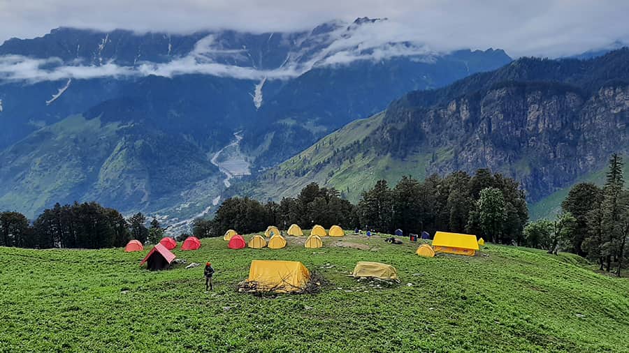 Our first campsite at Jonker Thatch, above 10,000ft, from where one can see the Solang Valley opposite and even spot paragliding!