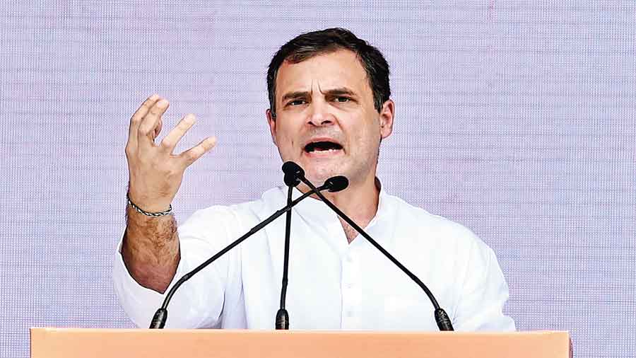 Rahul critiques saffron's hate ideology