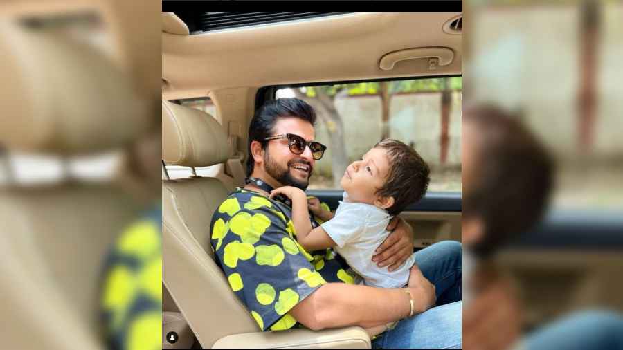 The man is a doting father too