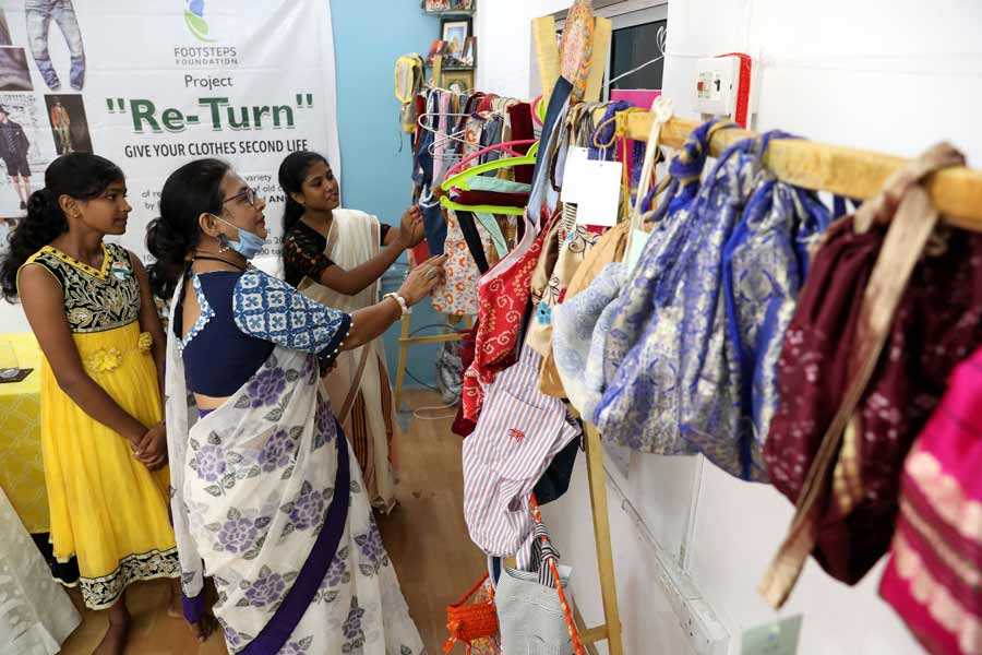 The exhibition had a number of people browsing through and buying unique creations made from fabric. Some bags are made from denim, while some are old saris that have been donated. The quality of the wide variety of professional-finish products the result of training and help from Chitra Nandan who conducted a 21-day workshop to train the kids