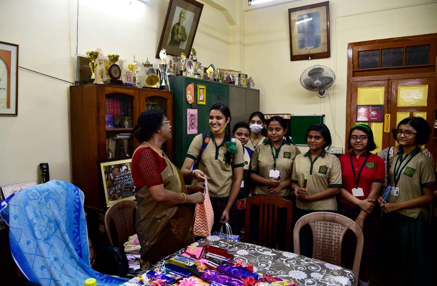 Students of Saraswati Balika Vidyalaya celebrate Teachers’ Day on Monday, September 5. 