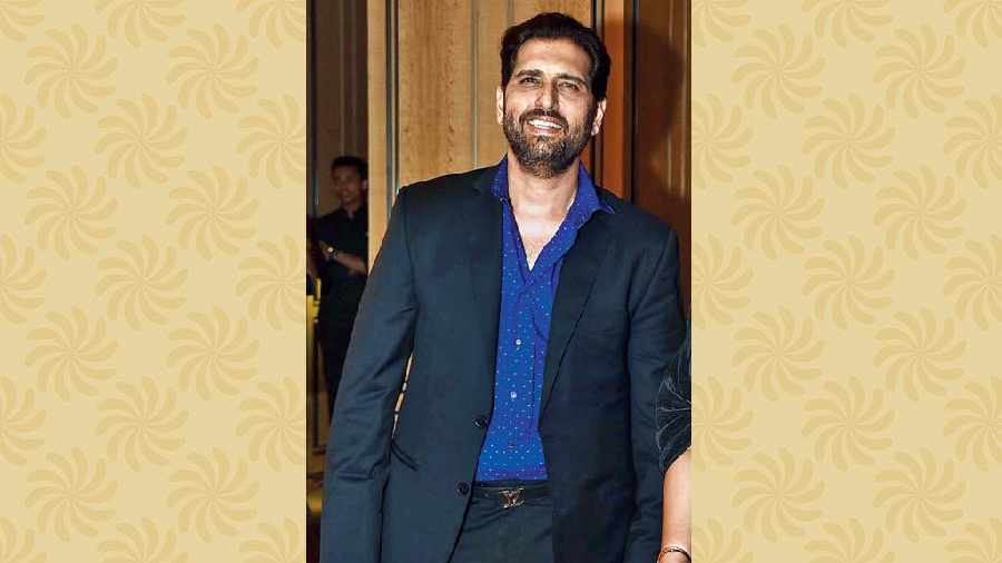 Shravan Satyani, owner and head designer, Tyaani by Karan Johar, dropped by