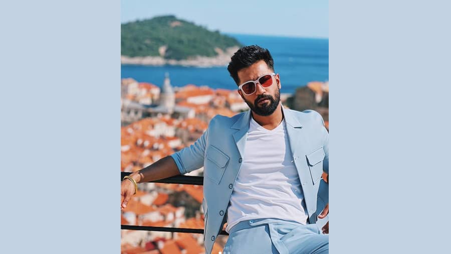Vicky Kaushal has an engineering degree in Electronics and Telecommunications from Mumbai's Rajiv Gandhi Institute of Technology 