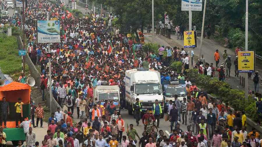 The BJP will soon be organising another rally in Kolkata to highlight the need for the Gujarat model of weather in Bengal