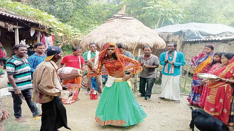 Folk singers of East Burdwan’s Khandoghosh perform in Bamuniari  village on Sunday. 