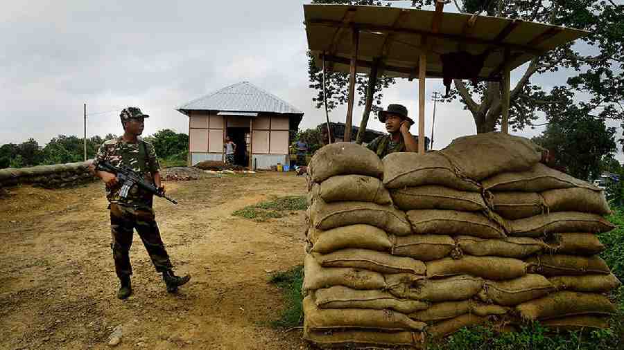 Mizoram police personnel take position in a newly built bunker between Assam’s Lailapur and Mizoram’s Vairengte in a disputed land