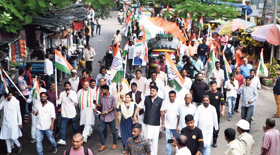 Congress members at a symbolic Bharat Jodo Yatra in Dhanbad.