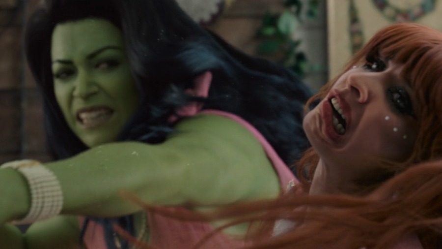 She-Hulk and Titania face off in a cool brawl.