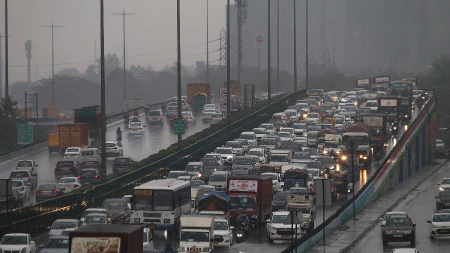 Massive traffic jams across Delhi after overnight rain