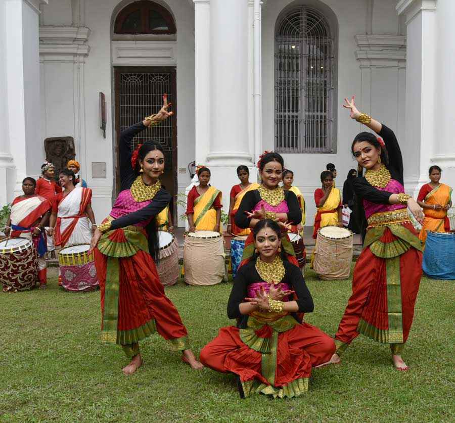 Dancers perform on the lawns of Indian Museum during a cultural programme on Saturday afternoon celebrating Durga Puja’s inclusion in Unesco’s intangible heritage list.