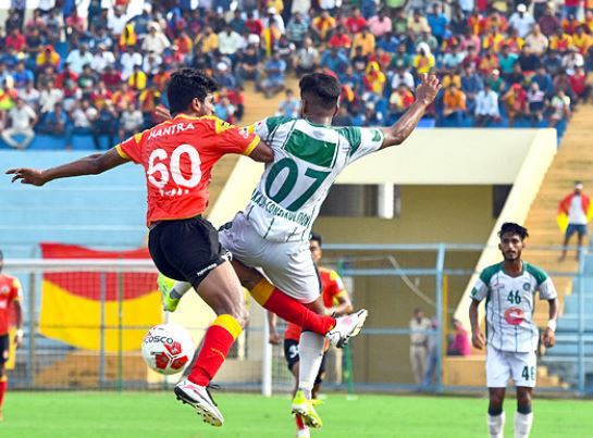 Action during Emami East Bengal’s CFL Super Six match against Kidderpore SC in Naihati on Sunday. The match ended goalless. In Kalyani, Mohammedan Sporting defeated Aryan Club 3-0.