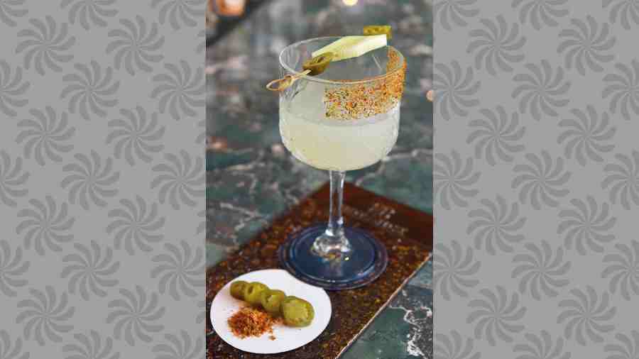 Botanik Margarita: Tequila, jalapeño, lime, sugar and dehydrated peppers create this punchy cocktail that’s good if you want to experiment.