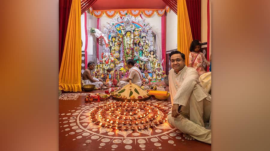 Bangalore-based Bikram Bose, Dr Ashok Bose's son, makes it a point to return home every Puja