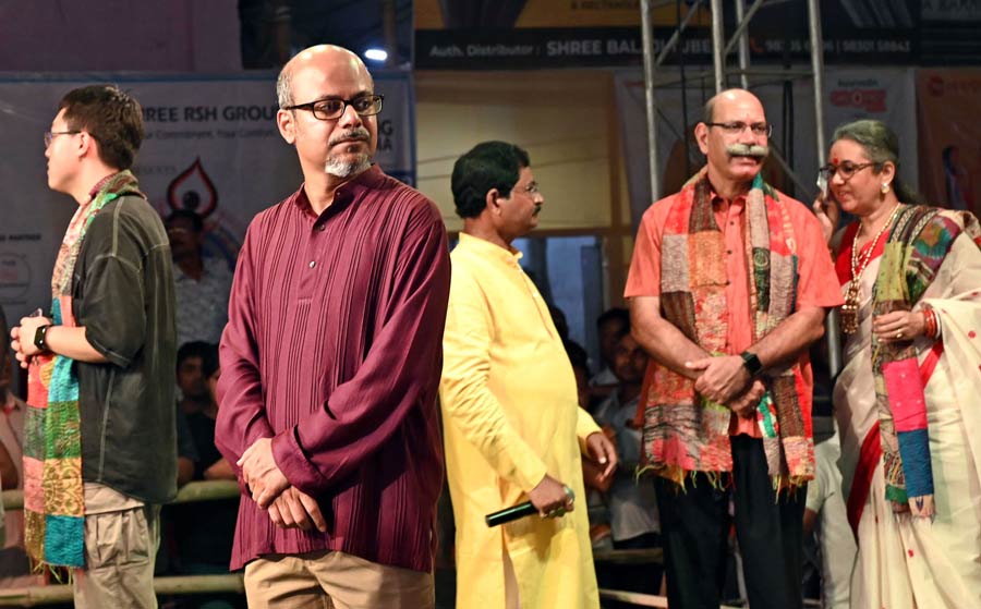 Poet Srijato was also present at the inauguration ceremony