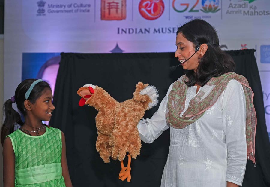 Shreedevi Sunil (right), the founder and chief storyteller at Talking Turtles Storytellers, performed a special puppet show for children at the Ashutosh Birth Centenary Hall of the Indian Museum on March 22. Organised by Muskaan, an initiative of the Prabha Khaitan Foundation, in association with Education For All Trust and Shree Cement Ltd, Sunil mesmerised an audience of 70 kids from various NGOs across the city