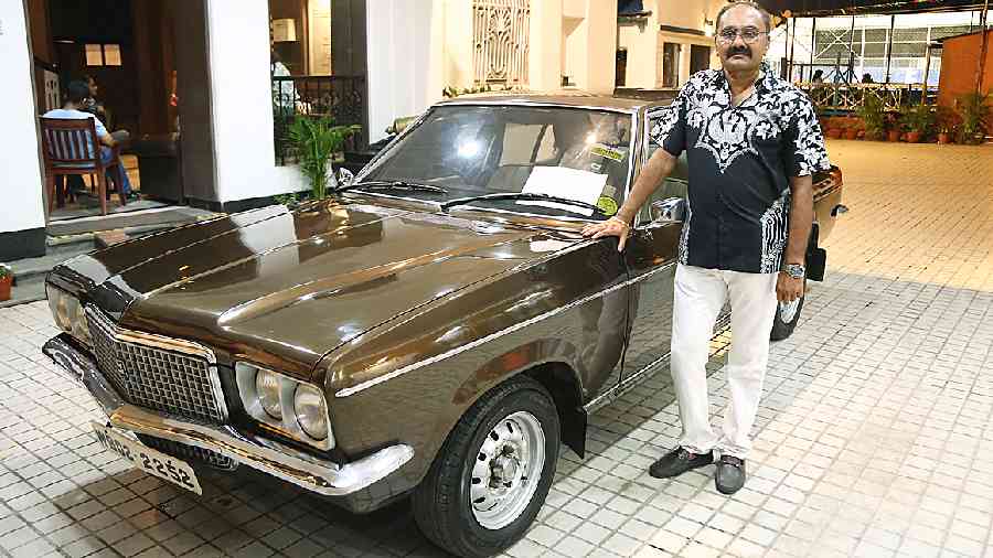 This Contessa Classic greeted everyone at the main entrance. Owner Shubhajit Kumar, a veteran highspeed rallyist and secretary of EIMG, posed with his favourite car.