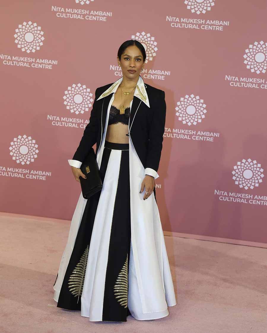 Masaba Gupta made a statement in her own design – a black-and-white flowy skirt paired with a bralette and a matching blazer. 