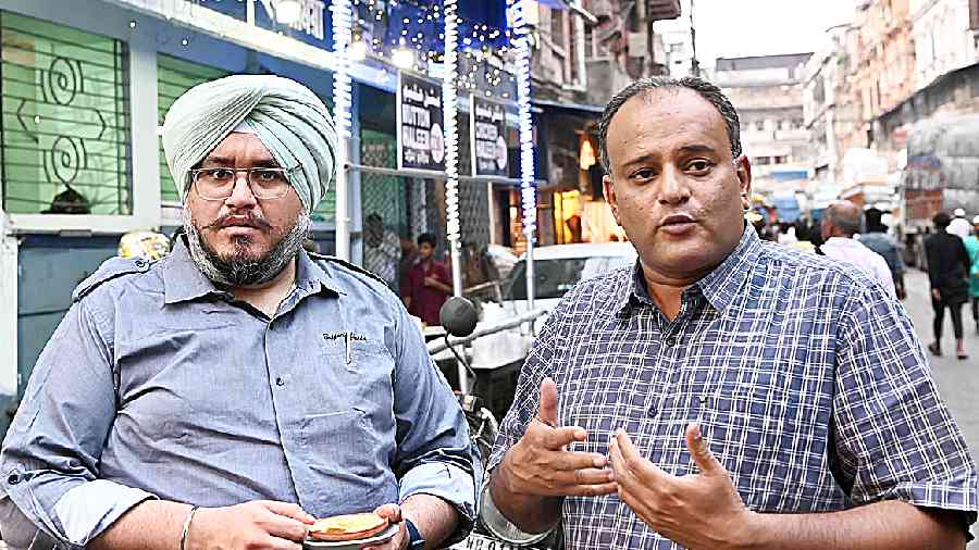 Zubair Zaman, co-owner of Jadid Islamia Hotel in conversation with chef Chadha regarding the maintenance and running of their fully-equipped charcoal-style kitchen that’s a sight to behold in the age of modern kitchens.