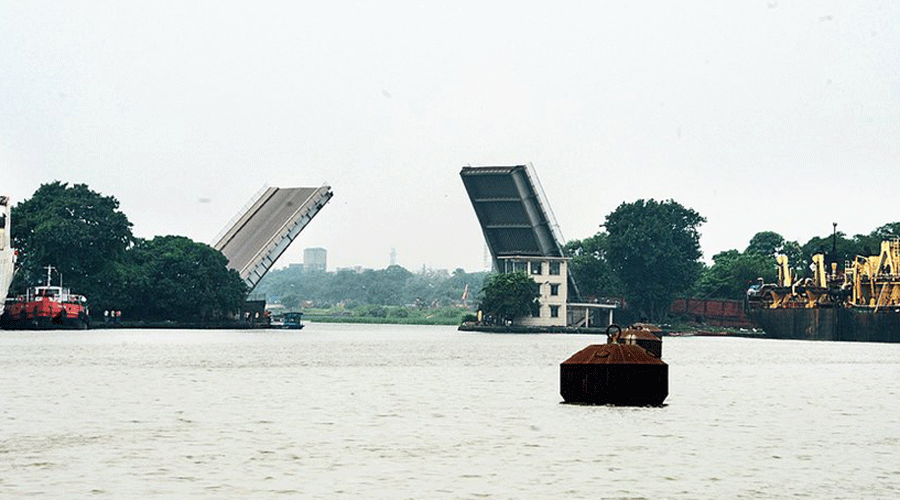 Kolkata port