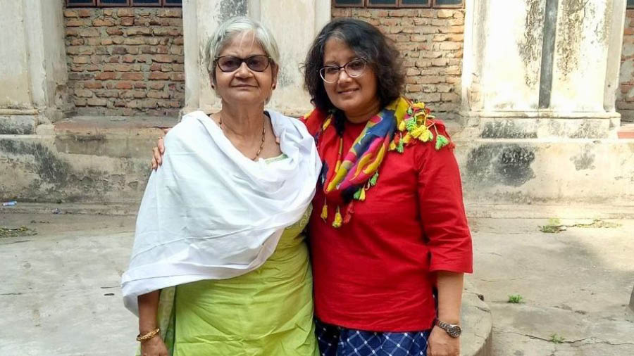 Chef Madhumita with her mother Roma
