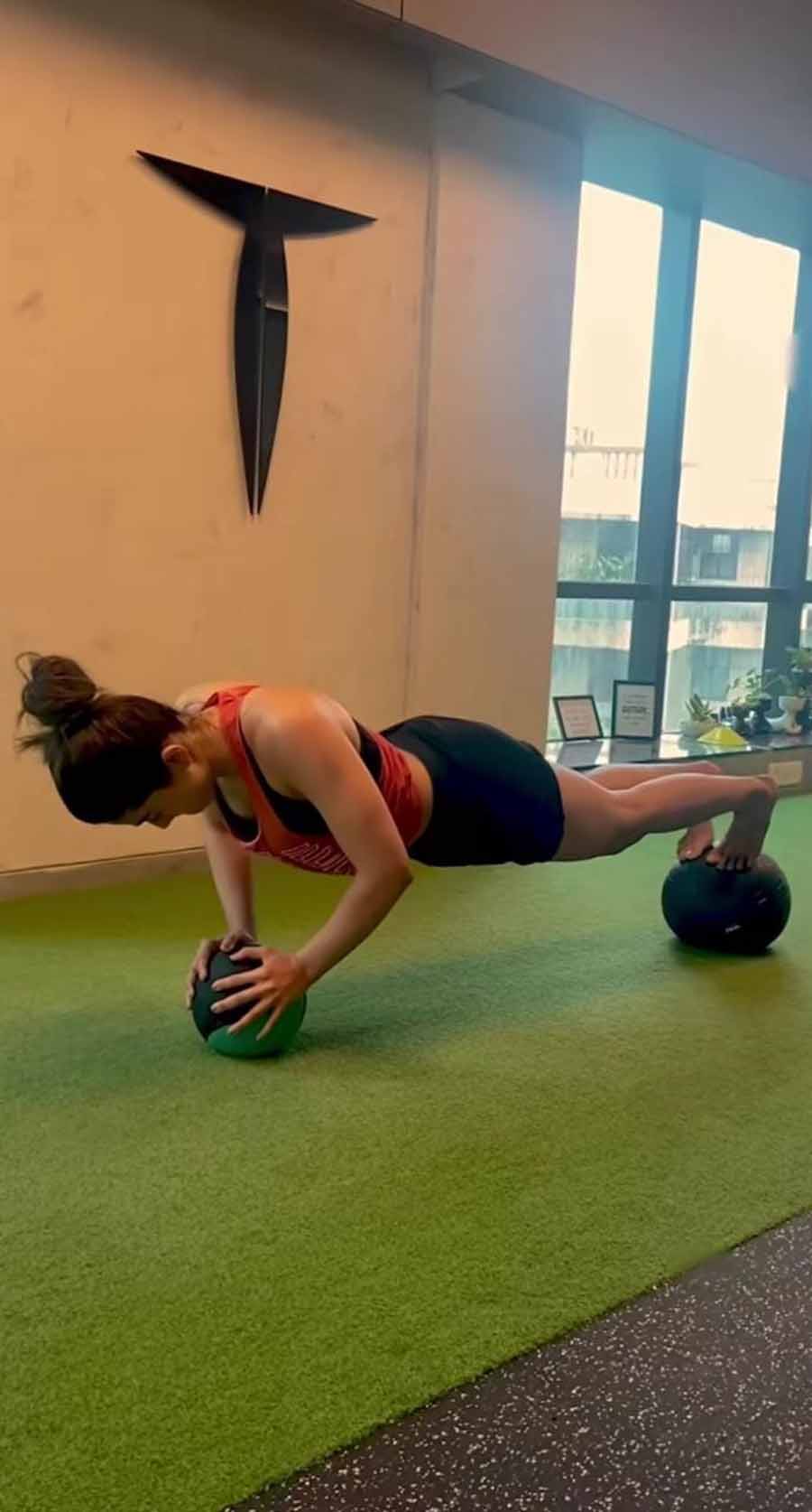 Rashmika, a fitness enthusiast, shared a video of her working out in the gym. “Damn.. I am the woman I’ve always wanted to become,” she wrote. 