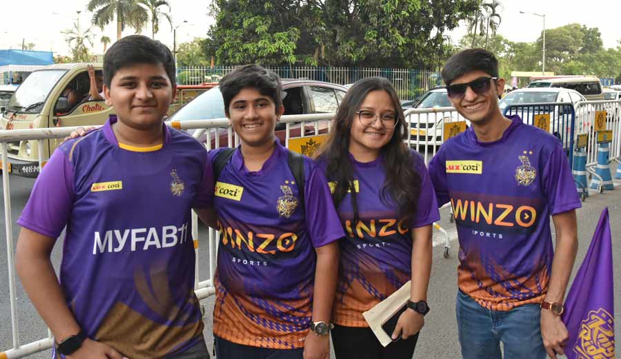 Tushar Samaddar,15, hopes his favourite players Andre Russell and KKR skipper Nitish Rana will perform well on their home ground. But some of his friends admitted being torn between the Knights and Virat Kohli 