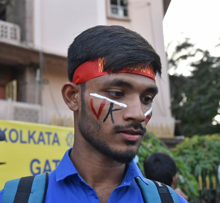 Sourav Raha, an RCB supporter, came prepared to see his idol Virat Kohli blow away the rivals. “There is no chance of Kolkata Knight Riders winning against Faf Du Plessis' Royal Challengers Bangalore," he declared.