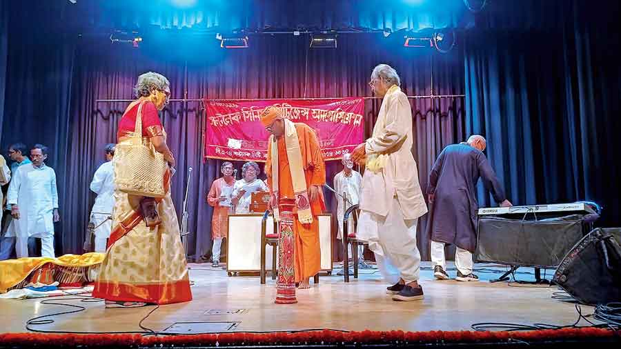The silver jubilee show being inaugurated at Okakura Bhavan