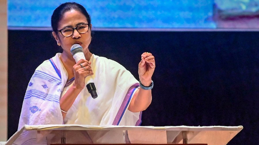 Mamata Banerjee | How Can A Union Minister Speak Like This, Asks Mamata ...