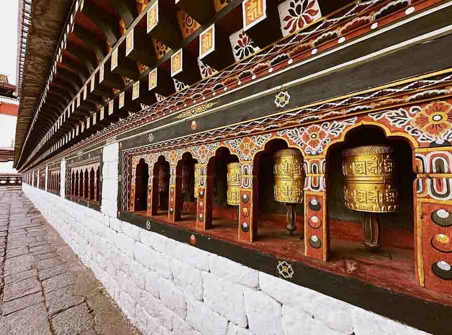 Deepika visited the renowned Tiger’s Nest Monastery in Bhutan and shared a picture of the same. 