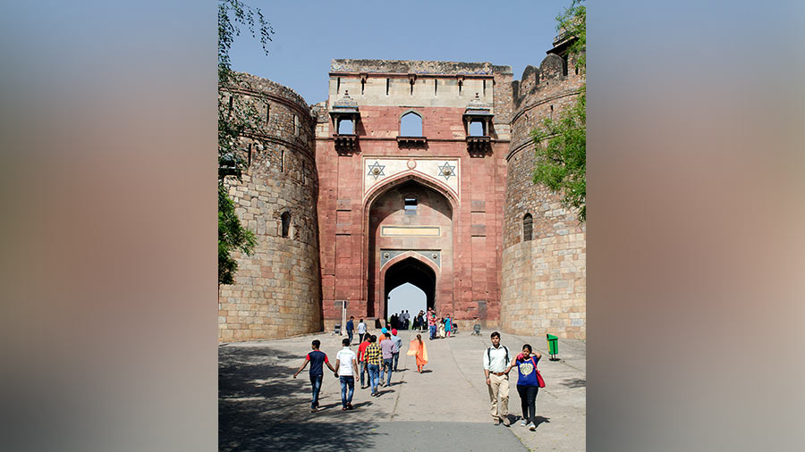 Western gate of Purana Qila, which presently serves as the entry to the fort