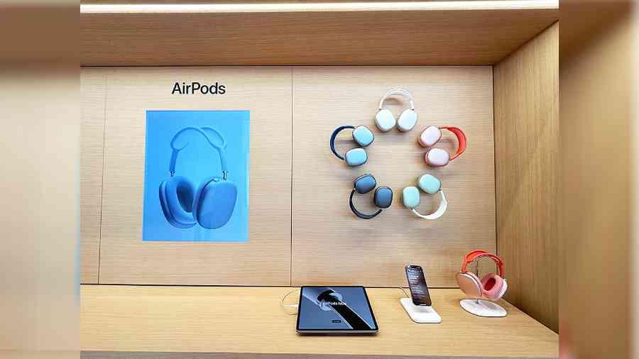 You can buy all Apple products from its retail stores and in various colours