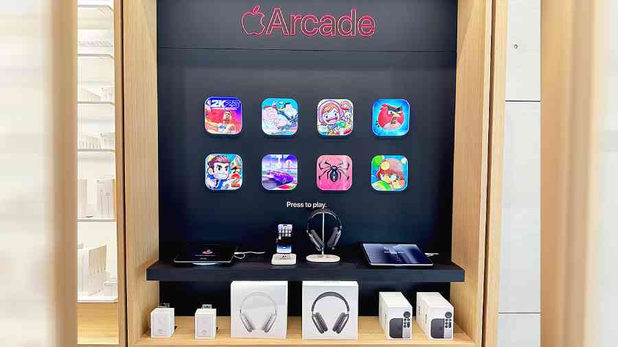 There is a section dedicated to Apple Arcade gaming