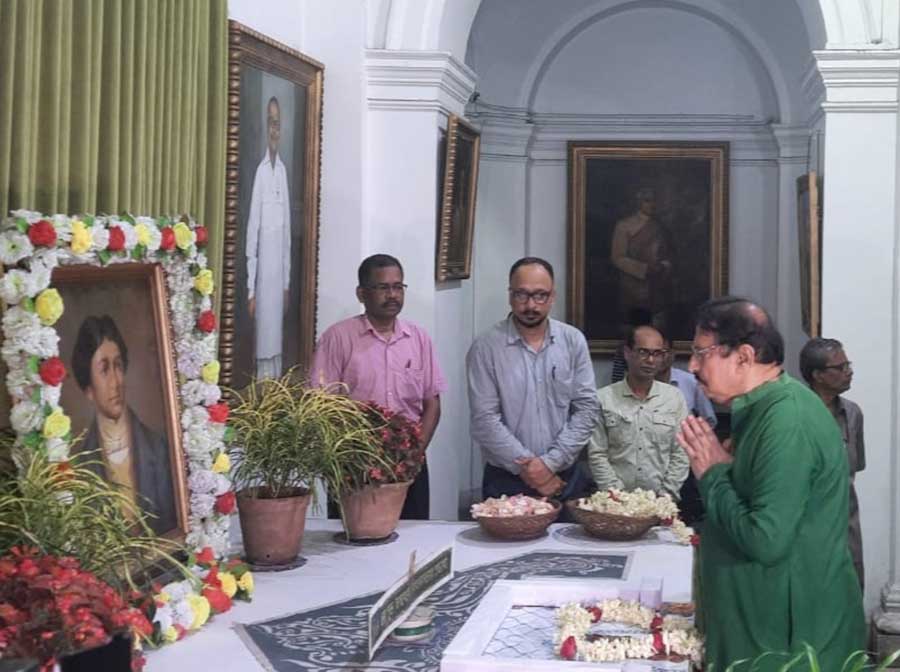 Assembly Speaker Biman Banerjee pays respect to Henry Louis Vivian Derozio on his birth anniversary at the Assembly on Tuesday.  The son of Francis Derozio, a Christian Indo-Portuguese office worker, and Sophia Johnson Derozio, an Englishwoman, Derozio was highly influenced by the English Romantic poets. In 1826, Derozio was appointed as instructor at Hindu College and his teaching influenced students hugely. Long after his early death in 1831, his legacy lived on among his former students and they were known as Young Bengal  